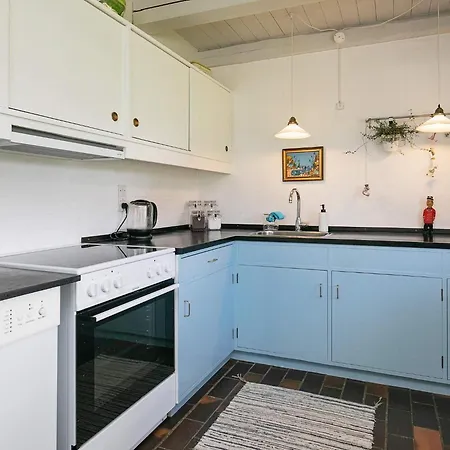 Seaside Charm In Baring - By Traum Feriehus *