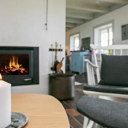 Seaside Charm In Baring - By Traum Feriehus *