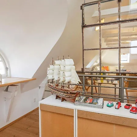 Seaside Charm In Baring - By Traum * Asperup