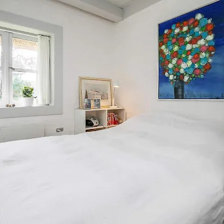 Seaside Charm In Baring - By Traum *